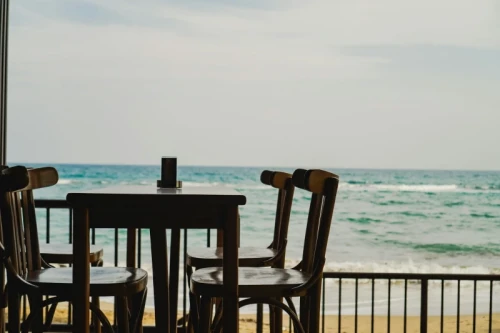 Terraza frente al mar